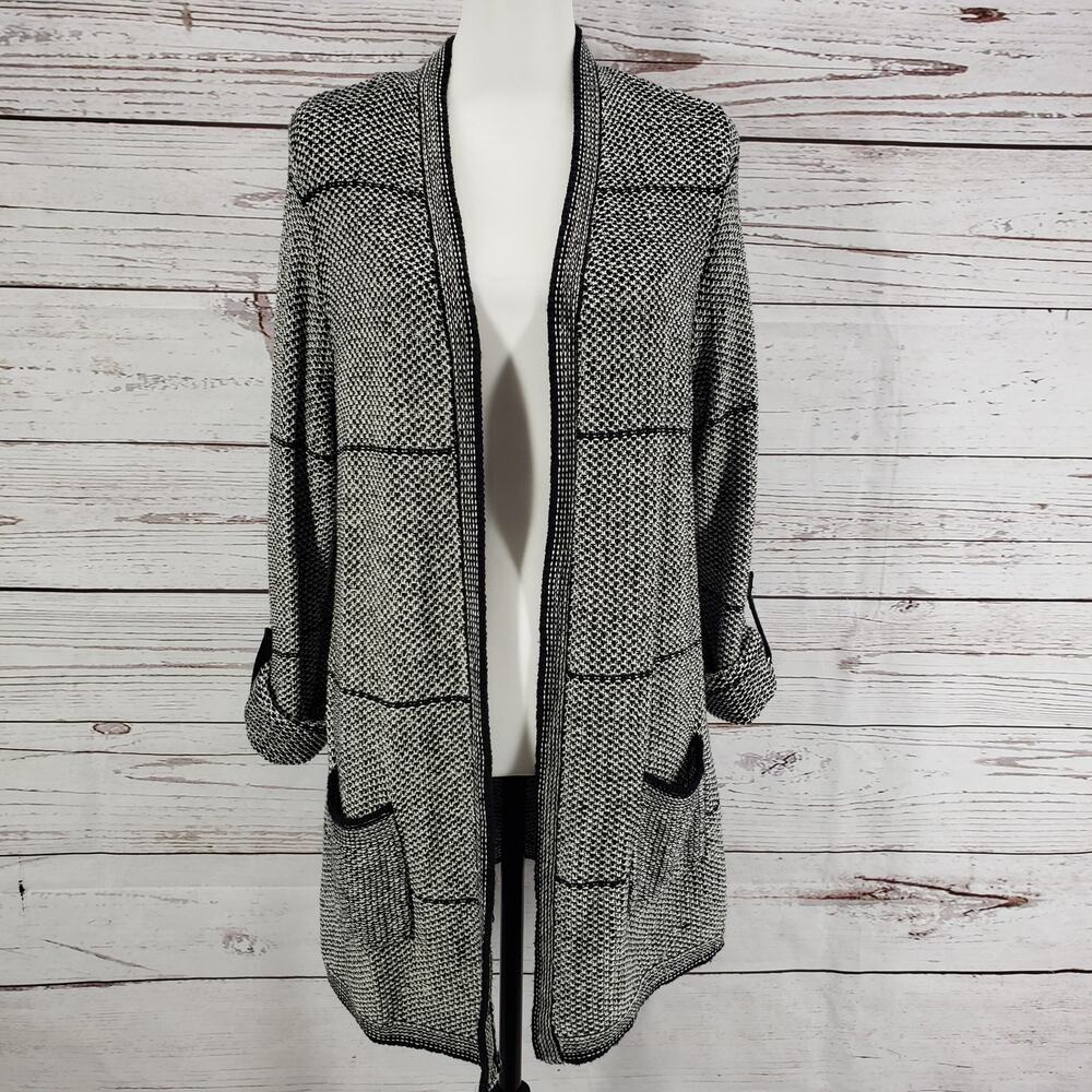 Chico's Black Gray Knit Open Front Pockets Roll Tab Sleeve Cardigan Size 2